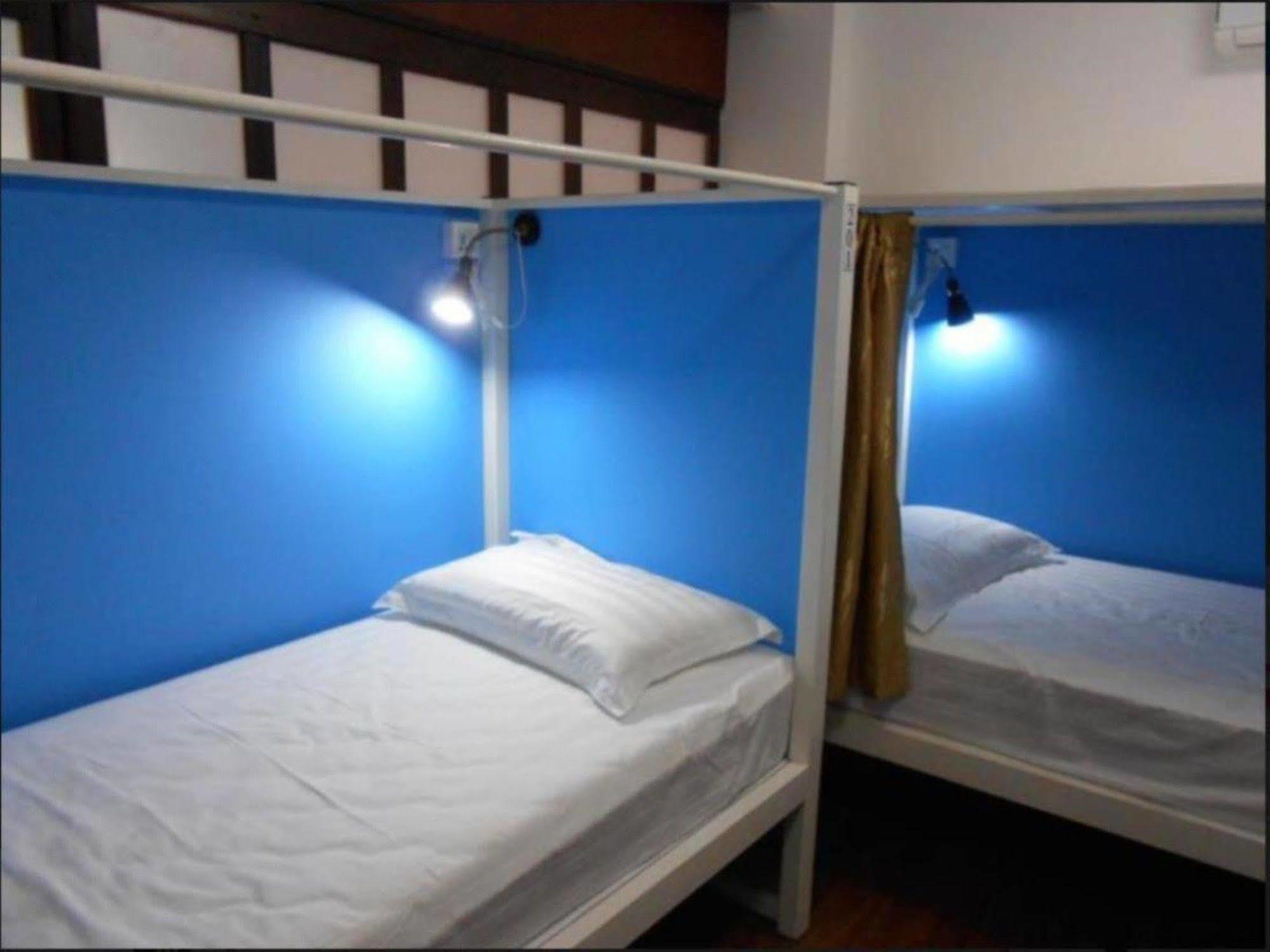 Four Rivers Youth Hostel Yangon Dış mekan fotoğraf